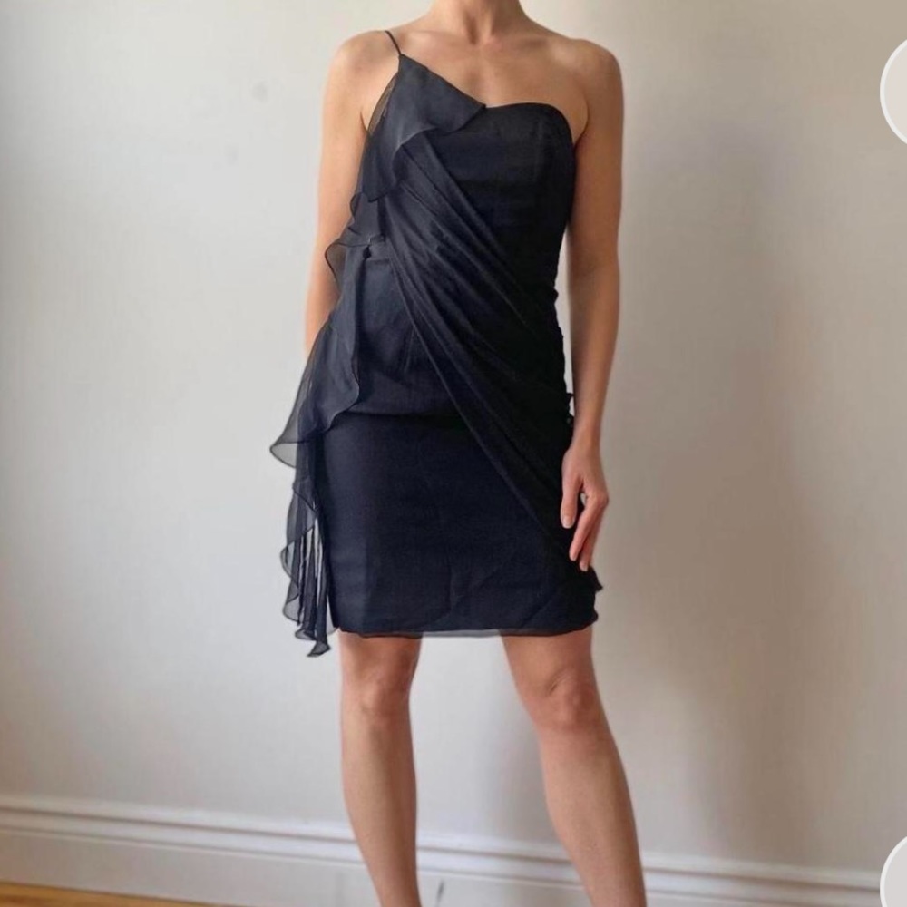 One shoulder dress